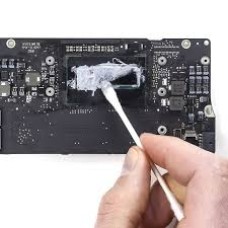 Apple MacBook Pro 13-inch 2016 Two Thunderbolt 3 Ports (A1708/MacBookPro13,1) Internal Clean & Thermal Paste Service