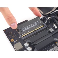Apple iMac 21.5-inch 2017 (A1418/iMac18,1 / iMac18,2) RAM Upgrade